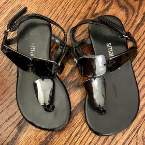 Smartfit Embellished T Strap Sandal. Size 5 1/2.